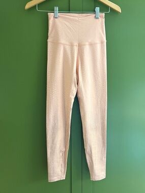 Beyond Yoga champagne sparkle leggings size S